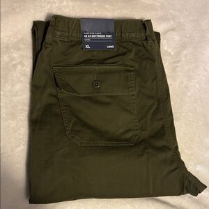 AMERICAN EAGLE AE EX-BOYFRIEND PANT LOW RISE (new with tags)